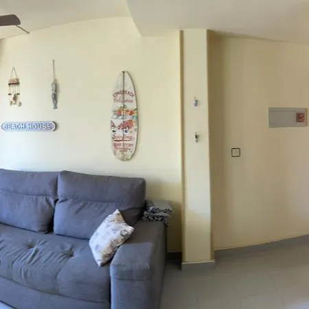 Tres Palmeras Apartman *
